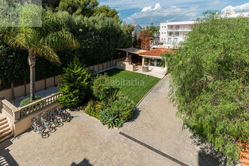 Foto 426f0daf-7704-4ec7-9514-51f4c4e2ddcb. Chalet en passeig maritim 37 venta privada consulte condiciones en Sitges