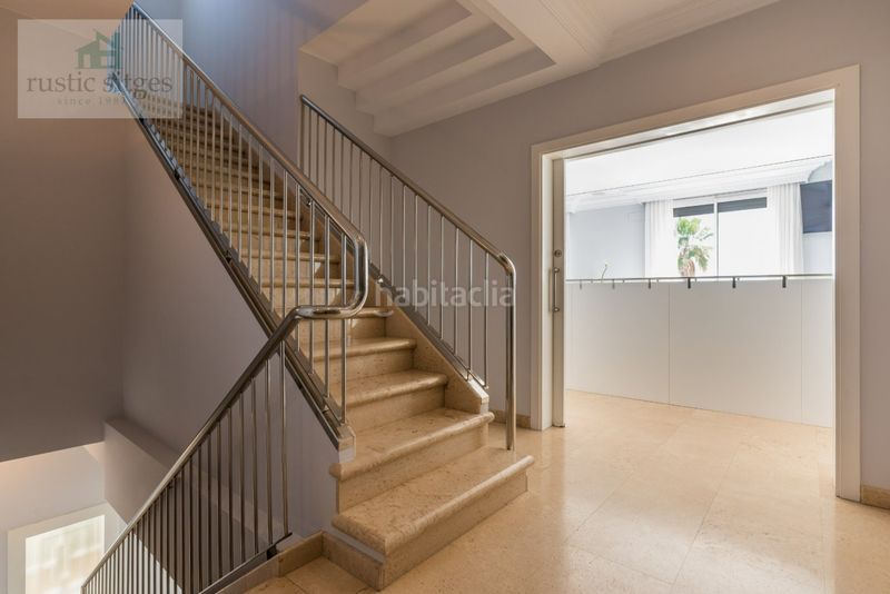 Foto 71487afc-3a47-4e8e-a88d-5c8b9434f116. Chalet en passeig maritim 37 venta privada consulte condiciones en Sitges