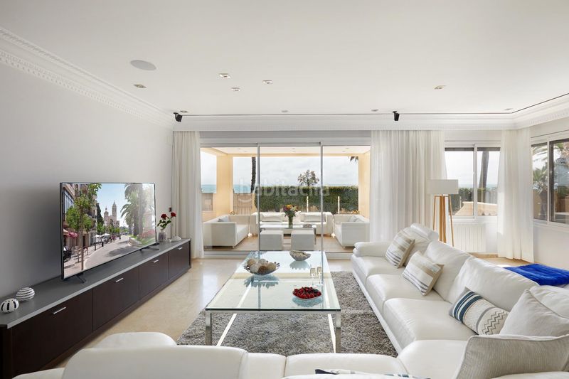 Foto 731ecde5-d859-4173-b82d-dad36fdb2fdf. Chalet en passeig maritim 37 venta privada consulte condiciones en Sitges
