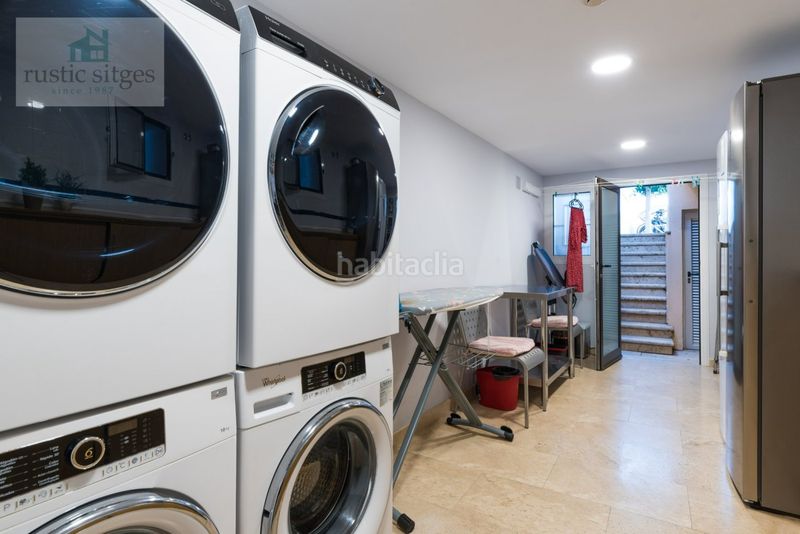 Foto 93a2e2a0-3631-44d2-820c-2222aa7dbac6. Chalet en passeig maritim 37 venta privada consulte condiciones en Sitges