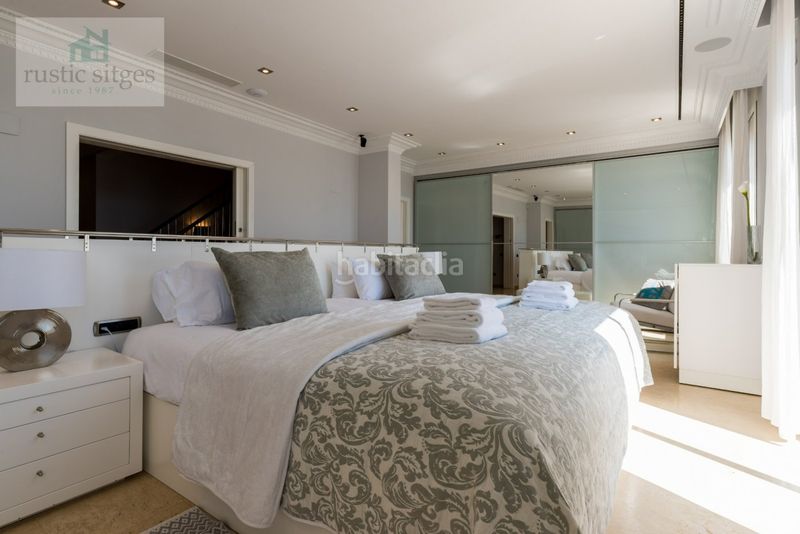 Foto c956ec1e-7d03-4775-810d-ecc87832ff93. Chalet en passeig maritim 37 venta privada consulte condiciones en Sitges