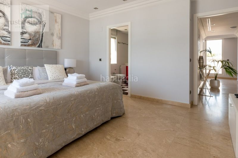 Foto cfdc0027-057d-4111-a101-5123f0030e90. Chalet en passeig maritim 37 venta privada consulte condiciones en Sitges