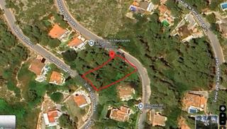 Wohngrundstück  Muntanyes de prades(m.m.). Parcela de 980m2 con acceso a dos calles