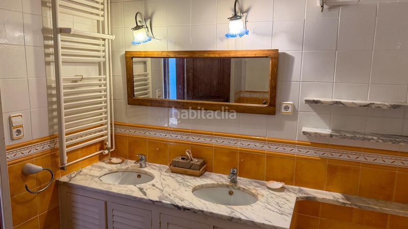 Foto 4100fd82-874d-42d6-b281-914e2d4a4956. Casa amb aparcament a Olivella