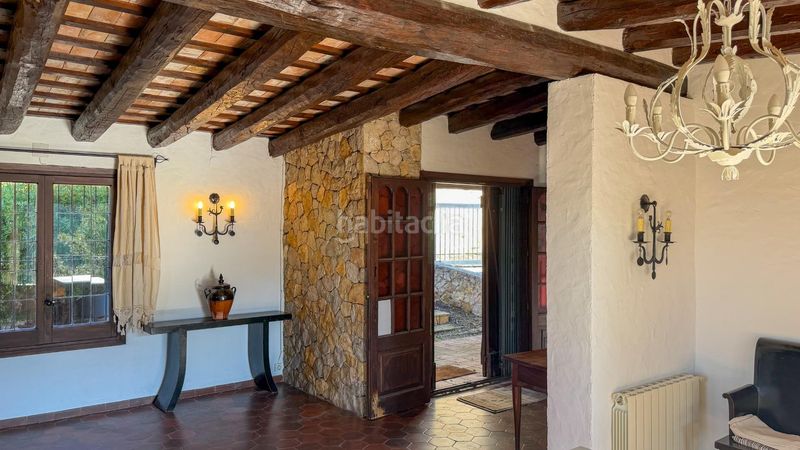 Foto 805c14f3-dcba-4034-b311-0329b9a03a31. Casa amb aparcament a Olivella