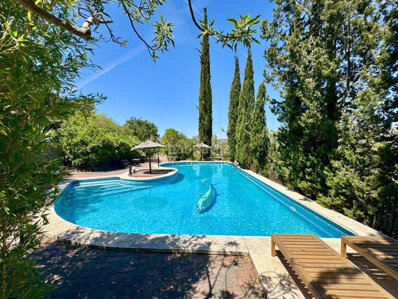 Foto 5f520338-9ed7-4975-9890-362da6bbee45. Casa amb aparcament piscina a Olivella