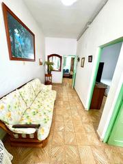 Maison à Valterra - Altavista. Se vende vivienda terrera con azotea da a dos calles