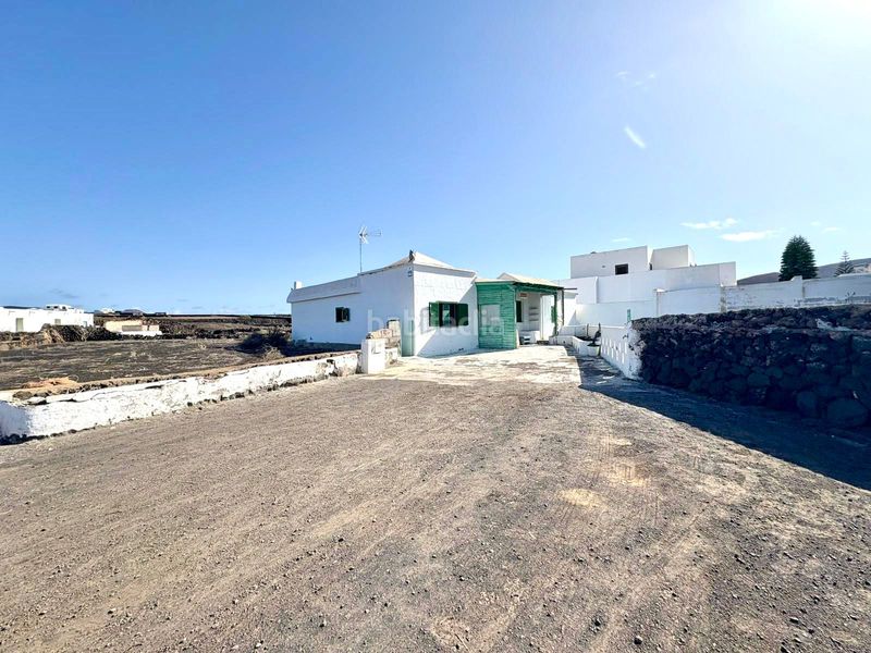 Foto f89d5cee-714c-4c68-8811-24e67dc1632c. Casa a Yaiza pueblo Yaiza