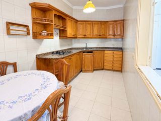 Casa aparellada a Centro - La Vega Alta