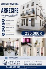 Towny house  Calle argentina