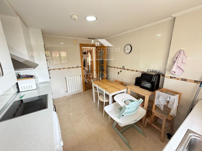 Foto 06e3dece-0110-4b40-8af1-0d864ea5b032. Casa adosada adosado en venta zona medicina en Facultad de Medicina Albacete