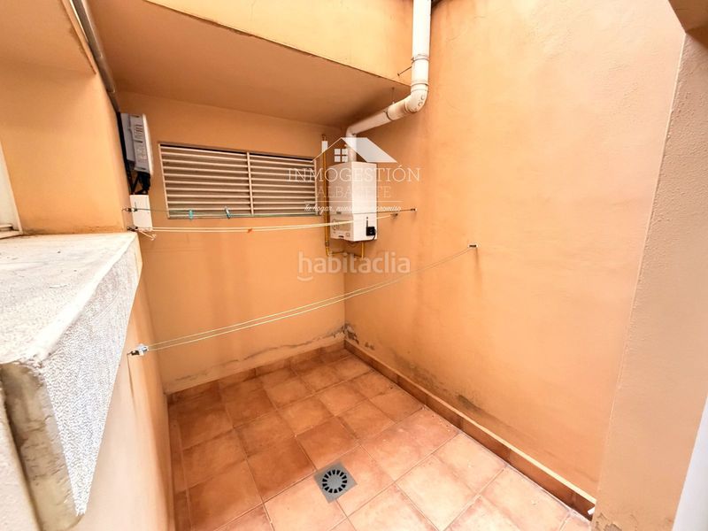 Foto 15e0ada0-65f4-466a-b654-af9f19b9eb0d. Casa adosada adosado en venta zona medicina en Facultad de Medicina Albacete