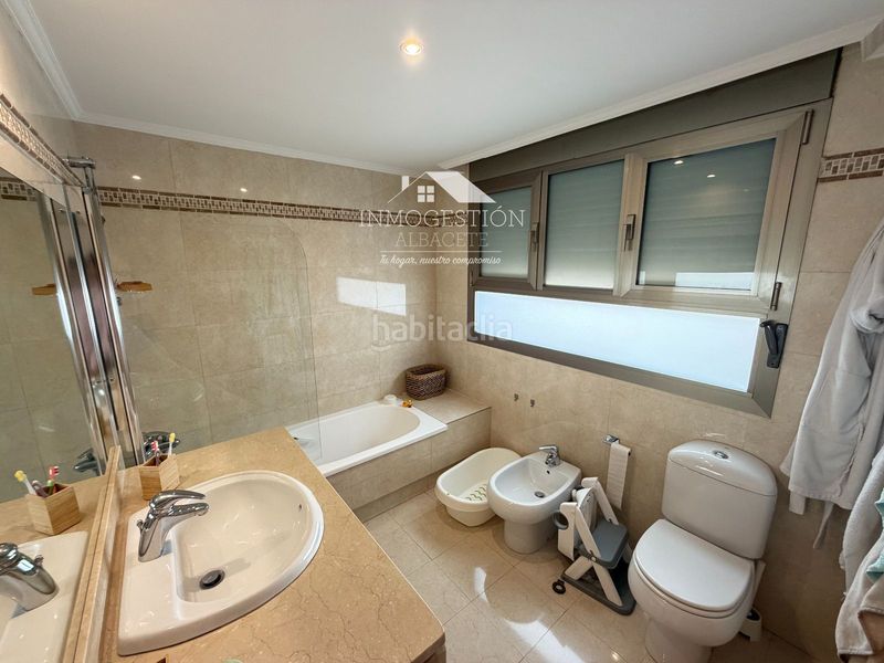 Foto 444efbf4-9ce8-45bb-b4db-444fd7429df0. Casa adosada adosado en venta zona medicina en Facultad de Medicina Albacete