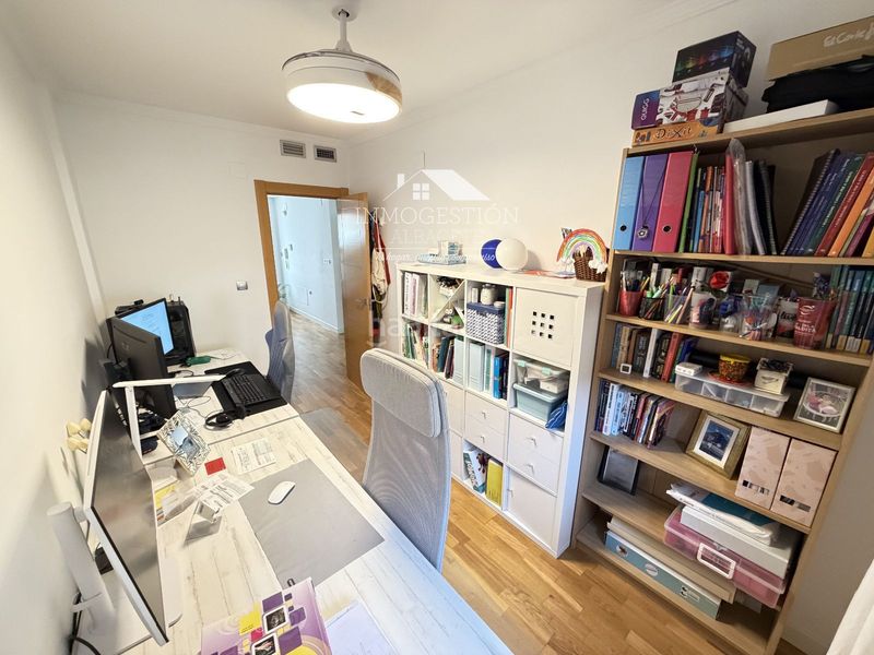 Foto 934f527b-70a5-47e2-8270-e046aff5e400. Casa adosada adosado en venta zona medicina en Facultad de Medicina Albacete