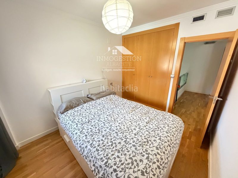 Foto c763a65f-2981-43fe-a93e-8039ed3ad0a0. Casa adosada adosado en venta zona medicina en Facultad de Medicina Albacete