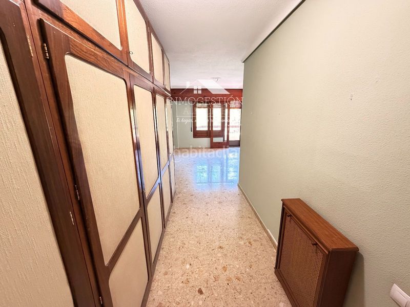Foto 03cc7d0b-f99c-4db9-97fe-eb205e9faeda. Flat with heating parking in Centro Albacete