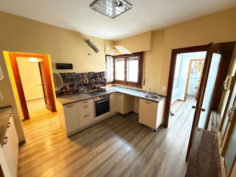Foto 9d4b48e0-8a70-4dfc-9614-9cf709a0803b. Flat with heating parking in Centro Albacete