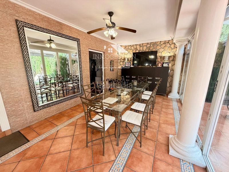 Foto 3344c655-b73b-4b50-8028-498749d1f64a. Casa amb calefacció aparcament a Ensanche - Franciscanos Albacete