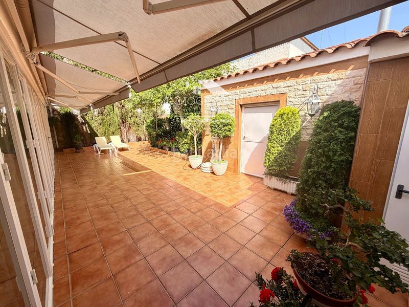 Foto 459e757d-aabb-4916-8262-6a29a9b2ea5f. Casa amb calefacció aparcament a Ensanche - Franciscanos Albacete