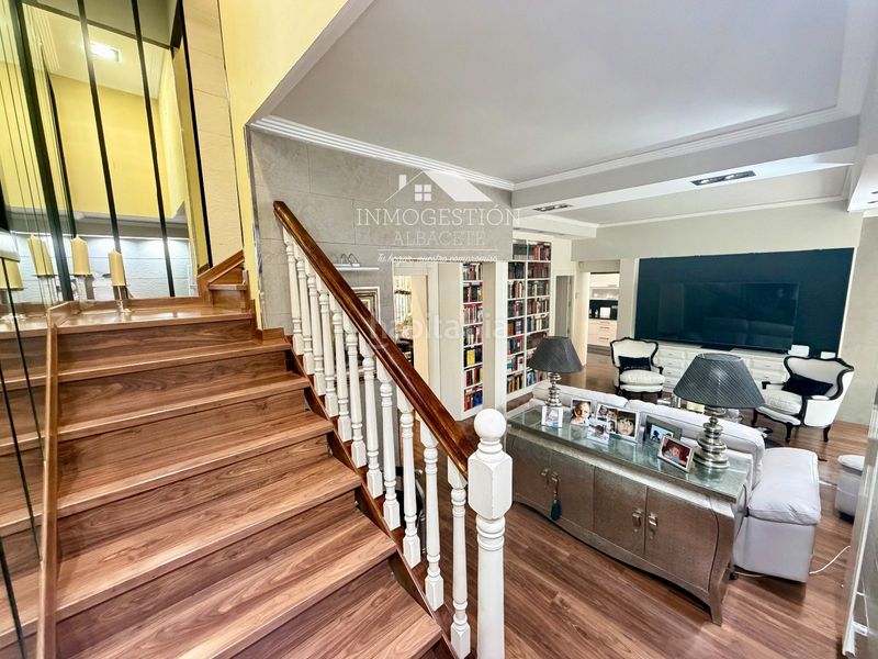 Foto 4da030a1-7f5b-404b-85e0-f0edb58d33fa. Casa amb calefacció aparcament a Ensanche - Franciscanos Albacete