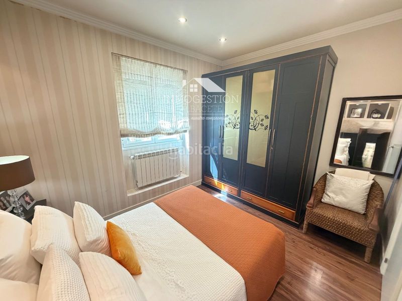 Foto c1234390-b0b9-4699-816f-fa451e810e22. Casa amb calefacció aparcament a Ensanche - Franciscanos Albacete