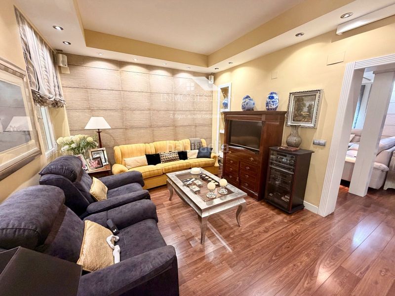 Foto d02d410e-57d6-461f-bfb2-e71df468f9b4. Casa amb calefacció aparcament a Ensanche - Franciscanos Albacete