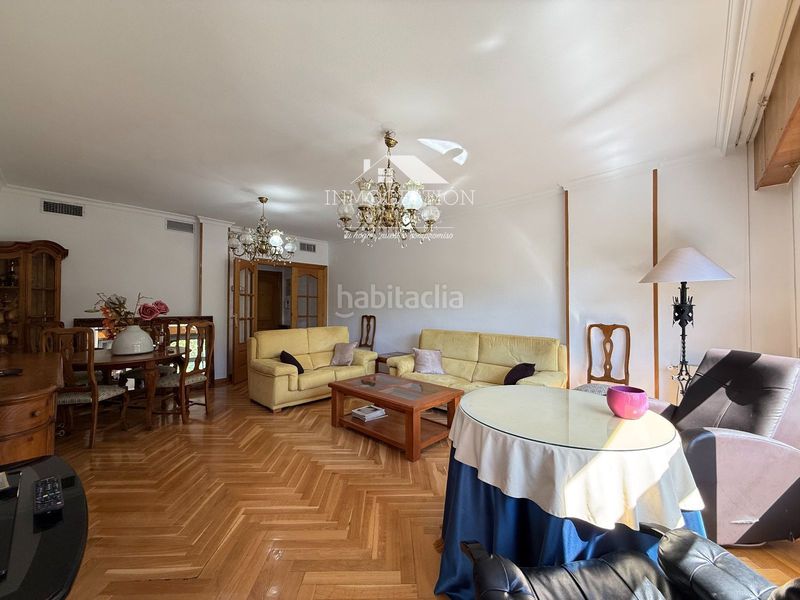 Foto 414bfc26-2188-4f50-b6ac-71209706b367. Rent flat with heating parking in Centro Albacete