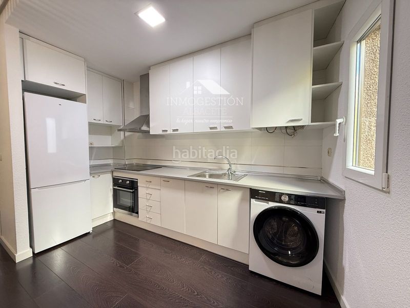 Foto 1b79a9a4-aada-45db-b49e-51c5384a77ab. Rent flat with heating in Centro Albacete