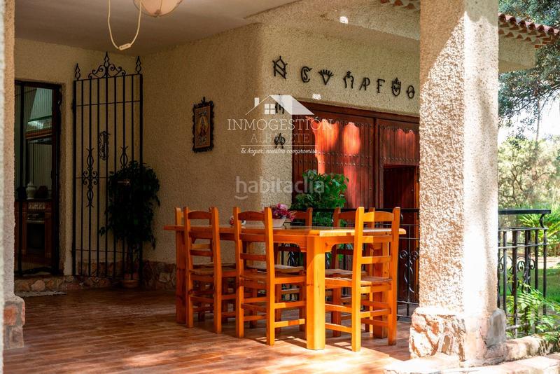 Foto 07807192-d2ab-4813-baa3-acbd9d8c0270. Casa chalet independiente en urbanizacion pinares del jucar en Albacete