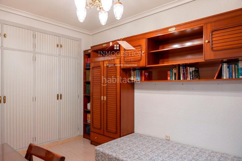 Foto 185bf0b2-b555-4a1d-a280-918184662220. Casa chalet independiente en urbanizacion pinares del jucar en Albacete