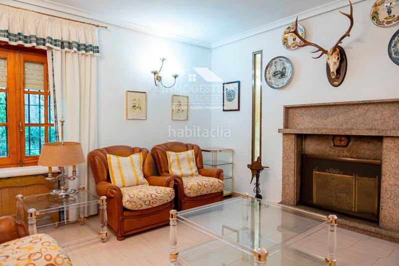 Foto 1fa73d1b-b563-4ec7-8e4a-36da6d6856bf. Casa chalet independiente en urbanizacion pinares del jucar en Albacete