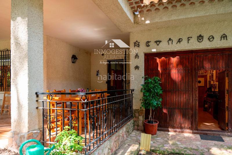 Foto 24a55a6d-b866-4b77-87ab-824e1c3b0ec2. Casa chalet independiente en urbanizacion pinares del jucar en Albacete