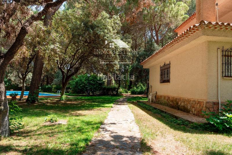 Foto 81d93a4c-3191-426f-b23b-927f1ce22c61. Casa chalet independiente en urbanizacion pinares del jucar en Albacete