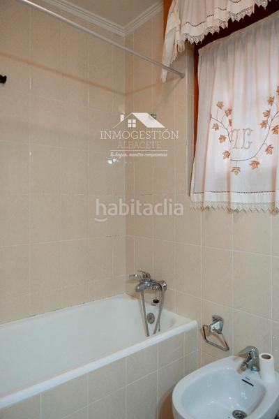 Foto 835c137f-0dc0-4a5a-87c3-44294774d975. Casa chalet independiente en urbanizacion pinares del jucar en Albacete