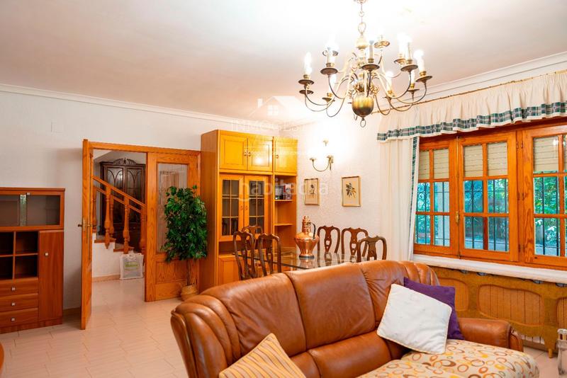 Foto 85cacfd6-07c8-4fe1-b97e-dea65d99f5bb. Casa chalet independiente en urbanizacion pinares del jucar en Albacete