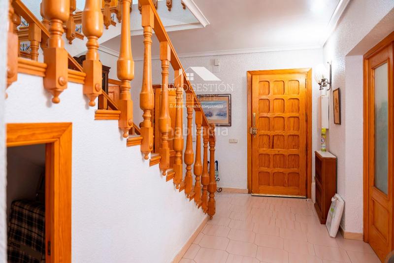 Foto dbc0fa74-ac37-45f2-967a-785f423d1cad. Casa chalet independiente en urbanizacion pinares del jucar en Albacete