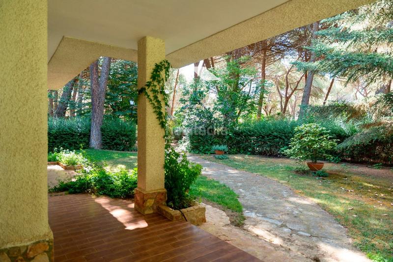Foto fc9ec7d1-6414-42ce-b565-c80072a8b993. Casa chalet independiente en urbanizacion pinares del jucar en Albacete