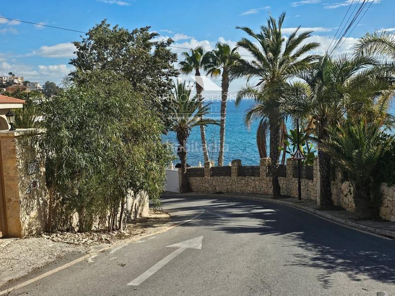 Foto 95451b49-5a36-48df-a6a2-8f2e9ccf8534. Location maison avec parking piscine dans Pueblo Español-Coveta Fumá Campello (el)
