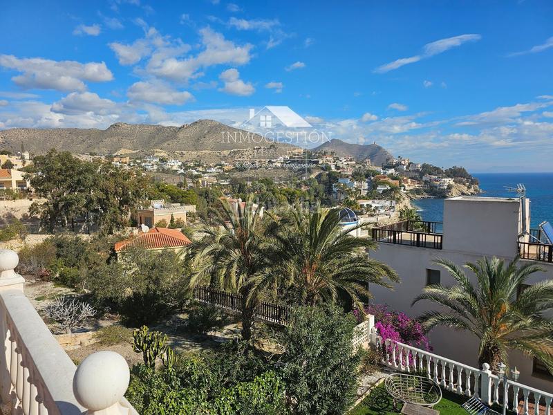 Foto a85d15c3-5295-4c10-8536-deb3d8d96f93. Location maison avec parking piscine dans Pueblo Español-Coveta Fumá Campello (el)