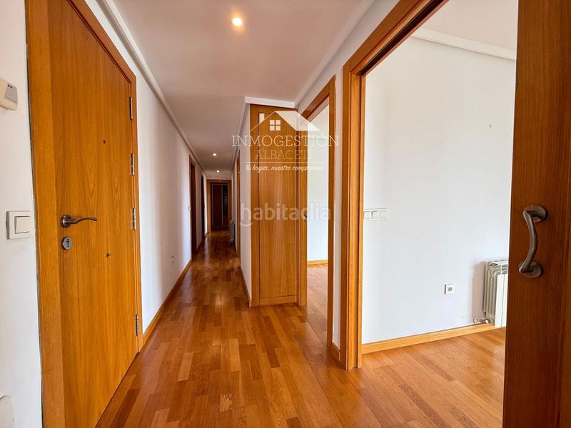 Foto 3bd93424-aee6-4df4-afae-d73e6428f3d7. Appartamento con riscaldamento parcheggio piscina in Albacete