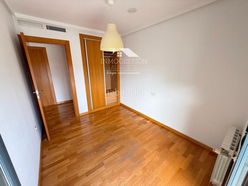 Foto 545b214d-9f4f-4470-ab9f-a55925587520. Appartamento con riscaldamento parcheggio piscina in Albacete