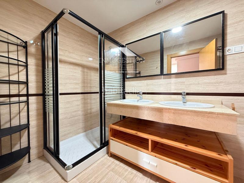 Foto b08a542a-8986-4bb8-bff6-44b13f4010d7. Appartamento con riscaldamento parcheggio piscina in Albacete