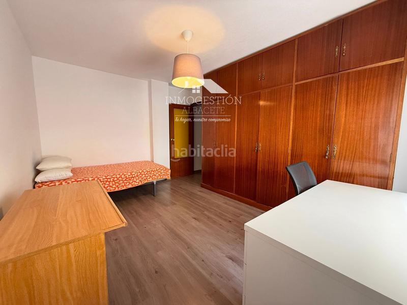 Foto 4c95becf-9353-4fcb-b794-9691bb205fb0. Etagenwohnung mit heizung parking in Feria Albacete