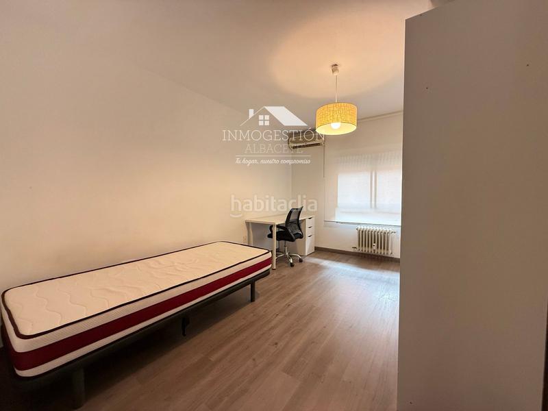 Foto d4f3a633-072b-4b9f-9cd5-ac17808812c1. Etagenwohnung mit heizung parking in Feria Albacete