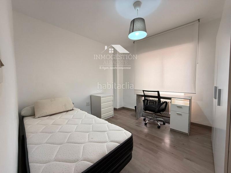 Foto fc5d07c7-415f-451e-8656-1ab4f8cce5a5. Etagenwohnung mit heizung parking in Feria Albacete