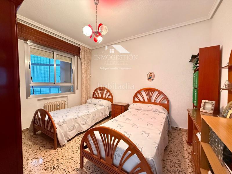 Foto d8815380-3701-4bc6-997a-69e90a834fd2. Piso  de 4 habitaciones zona villacerrada en Albacete