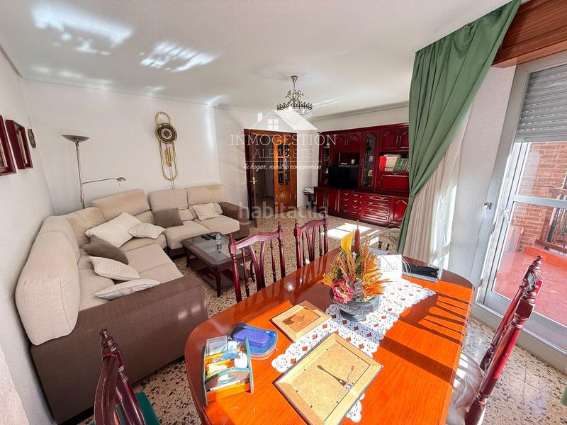 Foto eb416d01-797d-4f38-a9a2-a511a3cde3ed. Piso  de 4 habitaciones zona villacerrada en Albacete