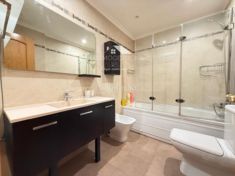 Foto 5f2eb247-b71e-4d91-8615-80691fc53cf0. Appartement avec chauffage parking dans El Pilar Albacete