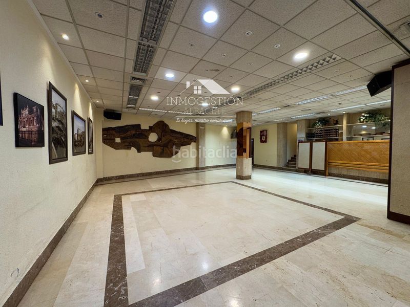 Foto 0abc4d50-294a-458b-a67c-d1daf2128c52. Local comercial a Centro Albacete