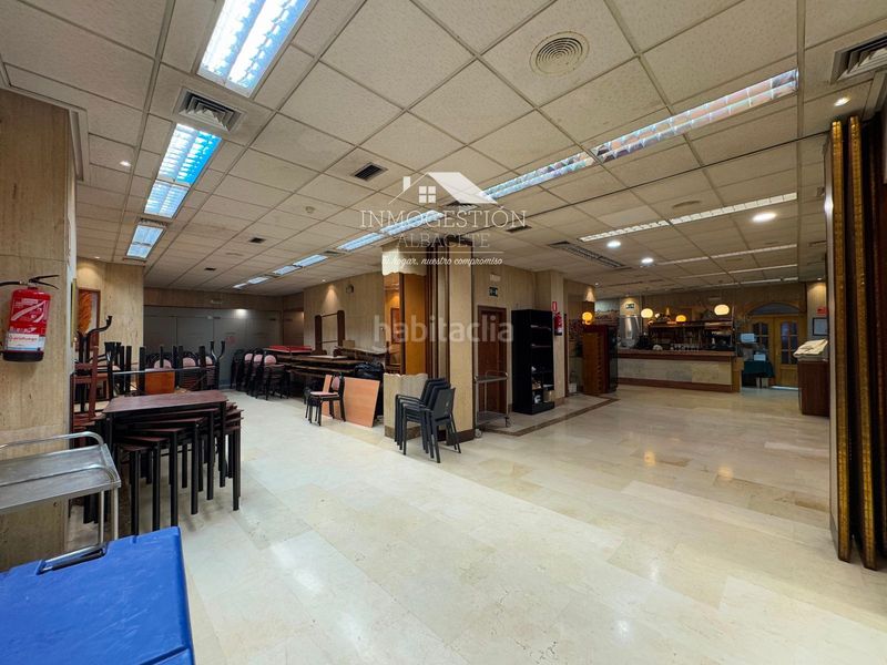 Foto 19e7bc44-99b0-46e5-b1a2-be19a53b8c21. Local comercial a Centro Albacete